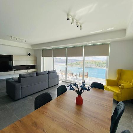 Sliema Seaview Apartment- Valletta Views - Apt 8, 49 Tigne Point Mansions Buitenkant foto