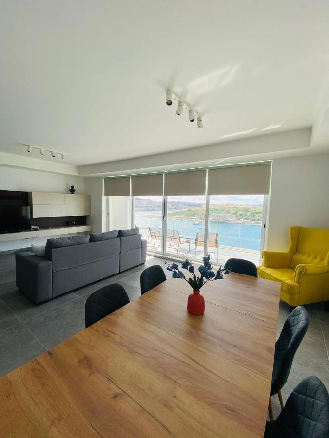 Sliema Seaview Apartment- Valletta Views - Apt 8, 49 Tigne Point Mansions Buitenkant foto